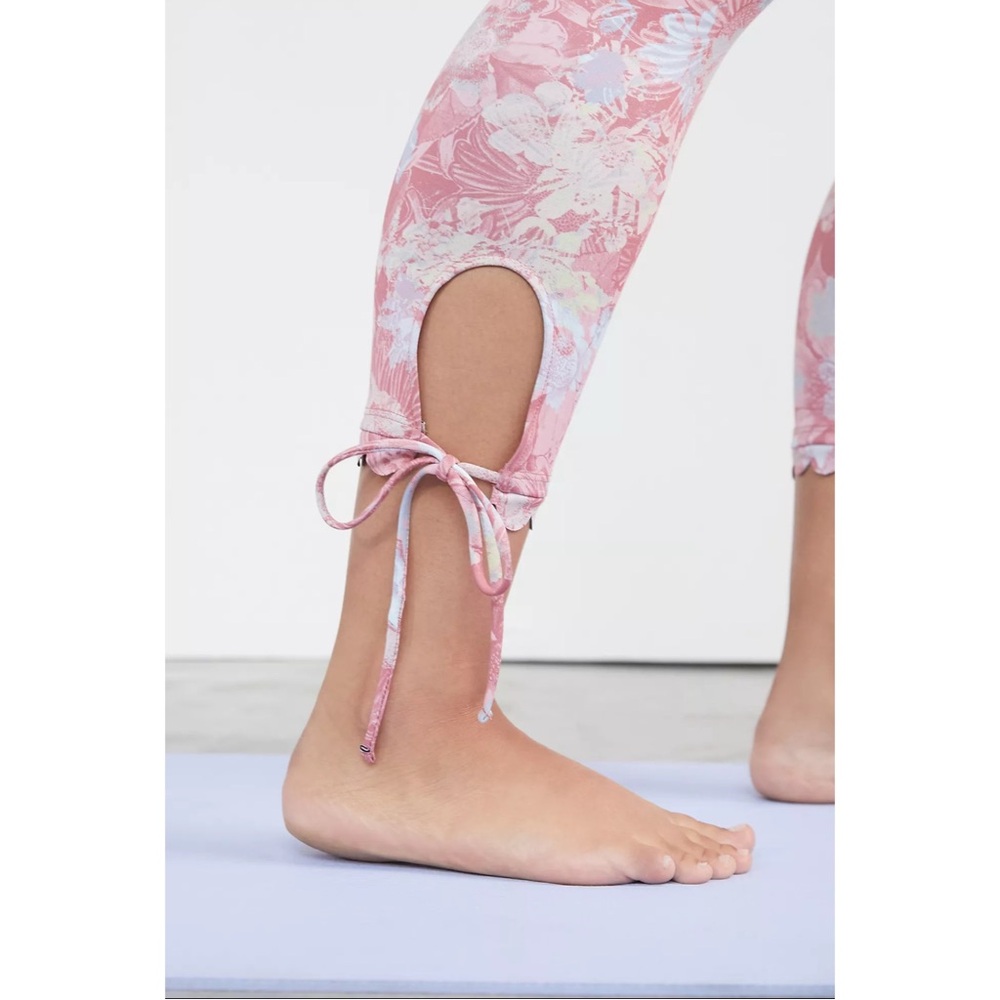 Anthropologie Daily Practice Pink Floral Allie Leggings NWT SZ XS and S - Picture 5 of 11